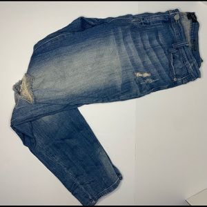 Distressed Judy blue jeans